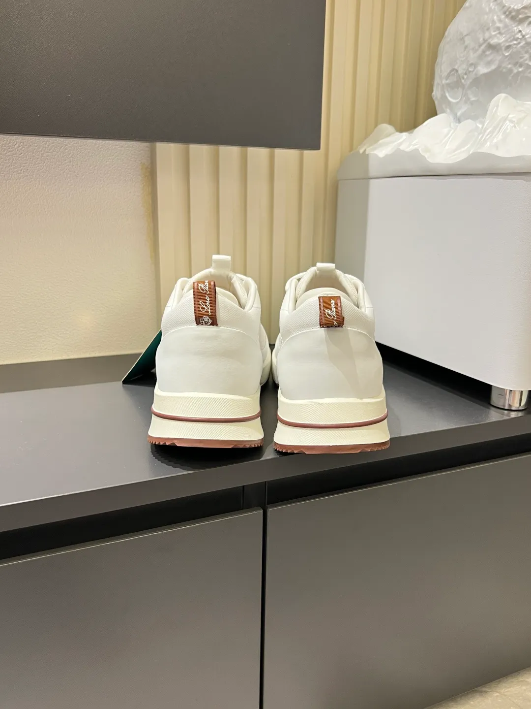 Men's men's shoes 💰p480 Loro men's shoes 💰piana niche classic jogging shoes, men's lace-up casual shoes and sneakers, high-quality lightweight and comfortable fabrics, suitable for outdoor leisure, the color scheme is young and energetic, and it looks great with sportswear or casual suits! Size: 38-44 (45 customized)